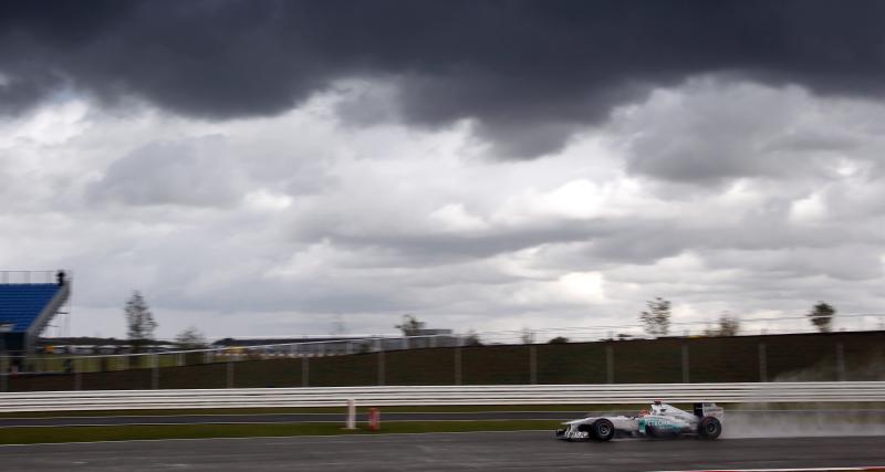  - GP de Grande-Bretagne : la pluie s'invite à Silverstone, la course sprint de F3 reportée
