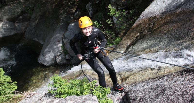  - La FFCAM vous emmène découvrir le canyoning cet été