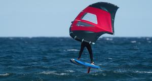 Wing foil ou wind foil : quel est le meilleur choix pour votre prochain voyage ?